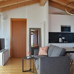 Golf Village ➔ Attico Con Piscina Appartamento Lido di Jesolo